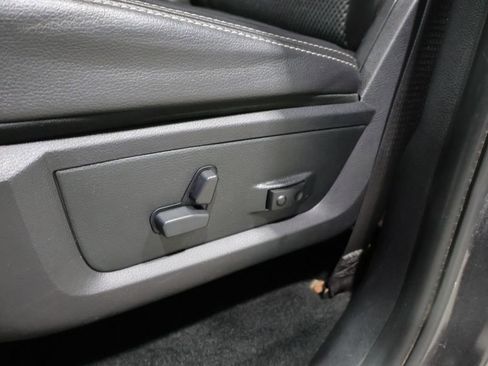 Used 2016 RAM 1500 Sport image 12