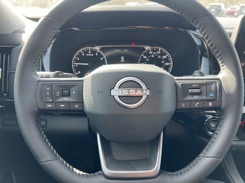 New 2026 Nissan Pathfinder SV image 21