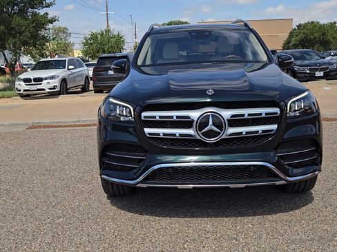 Used 2022 Mercedes-Benz GLS 450 4MATIC image 3
