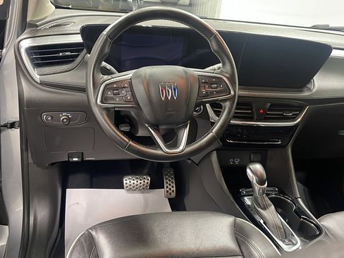 Used 2024 Buick Encore GX Avenir w/ Avenir Convenience Package FWD image 3