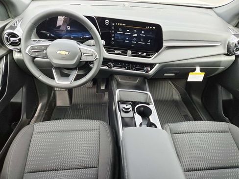 New 2026 Chevrolet Equinox LT w/ LPO, Floor Liner Package image 6