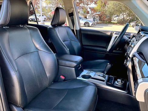 Certified 2018 Toyota 4Runner Limited image 8