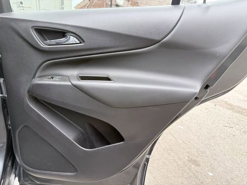 Used 2021 Chevrolet Equinox LT AWD/4WD image 21