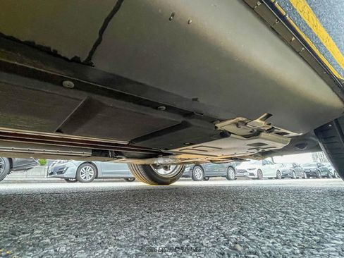 Used 2021 Aston Martin DBX image 76