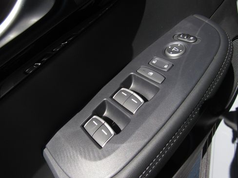 Certified 2025 Acura ADX FWD image 25