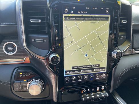 Used 2019 RAM 1500 Limited AWD/4WD image 22