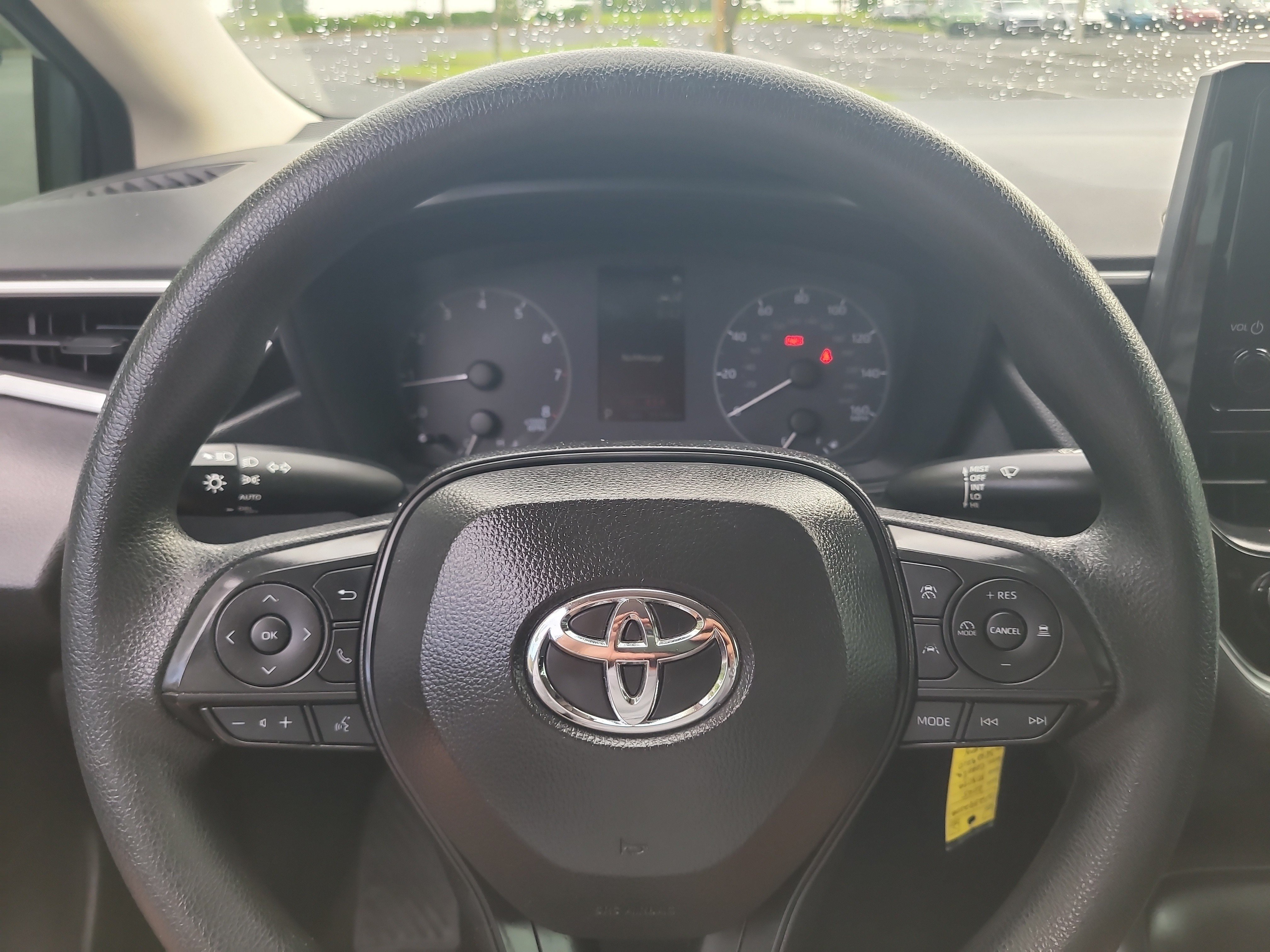 Certified 2025 Toyota Corolla LE FWD image 26