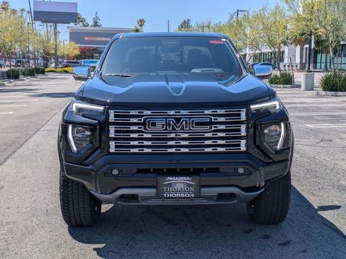 New 2026 GMC Canyon Denali w/ LPO, Denali Black Edition AWD/4WD image 9