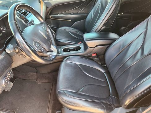 Used 2018 Lincoln MKC Reserve image 13