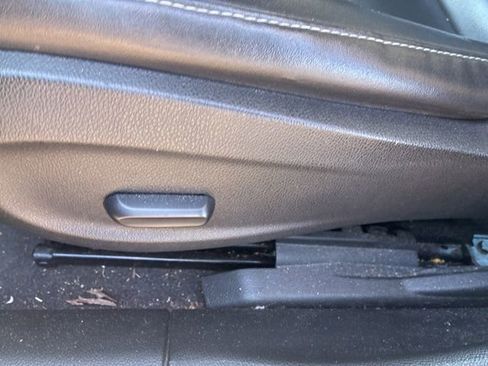 Used 2013 Chevrolet Cruze LTZ image 12