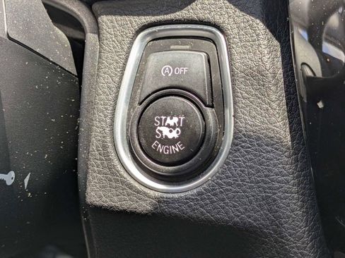 Used 2018 BMW 320i xDrive Sedan AWD/4WD image 42