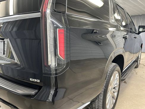 Certified 2024 Cadillac Escalade Premium Luxury image 32