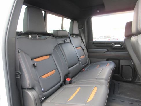 Certified 2024 GMC Sierra 3500 AT4 w/ Technology Package AWD/4WD image 28
