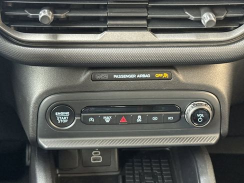 Certified 2025 Ford Bronco Sport Heritage w/ Convenience Package image 21