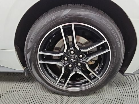 Used 2020 Ford Mustang GT Premium RWD image 36