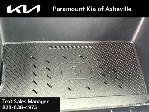 New 2025 Kia Niro EX image 15