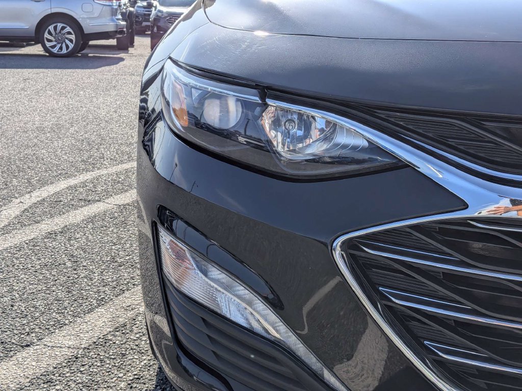 Used 2024 Chevrolet Malibu LT FWD image 9