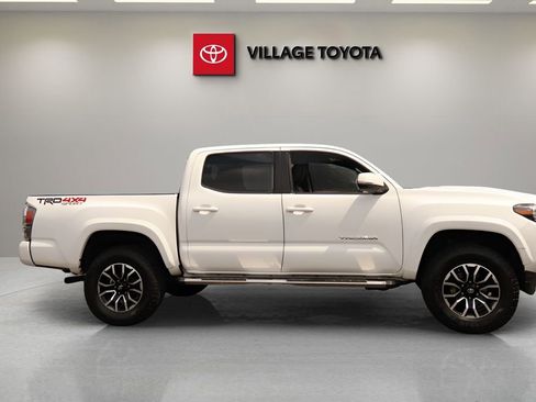 Certified 2021 Toyota Tacoma TRD Sport w/ TRD Premium Sport Package AWD/4WD image 6