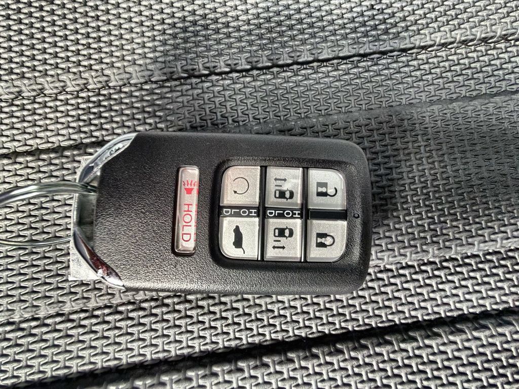 Used 2024 Honda Odyssey Sport image 28