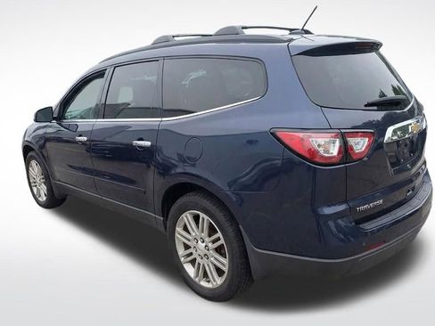 Used 2015 Chevrolet Traverse LT w/ Style and Technology Package AWD/4WD image 5