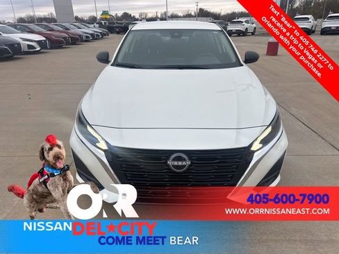 New 2025 Nissan Altima 2.5 SV image 8