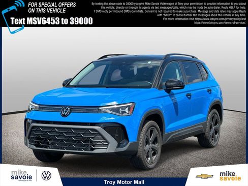 Used 2025 Volkswagen Taos SE AWD/4WD image 1