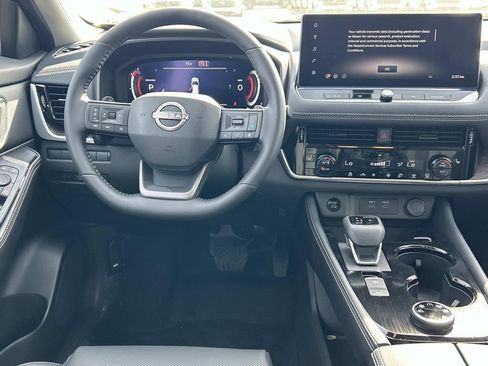 New 2026 Nissan Rogue Platinum AWD/4WD image 24