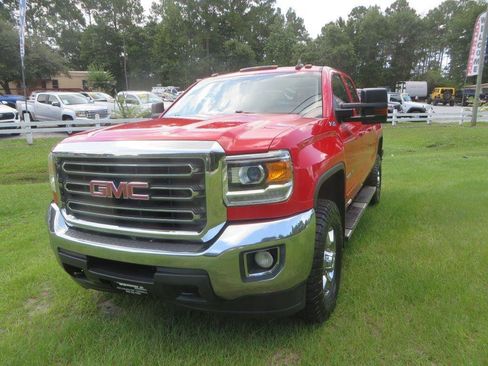Used 2019 GMC Sierra 2500 SLE AWD/4WD image 2
