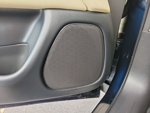 Used 2020 INFINITI QX60 Luxe w/ Essential Package image 17