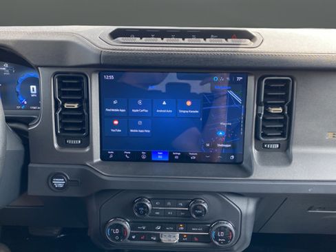 Used 2025 Ford Bronco Badlands AWD/4WD image 12
