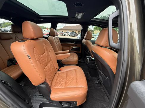 Used 2024 Kia Telluride SX X-Line AWD/4WD image 30