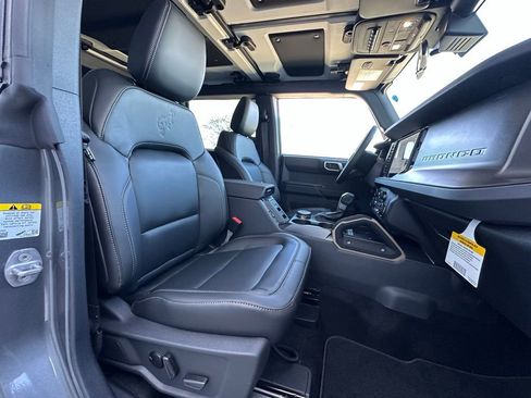 New 2025 Ford Bronco Badlands image 47