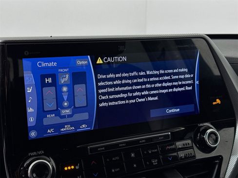 Used 2022 Toyota Highlander Platinum image 12