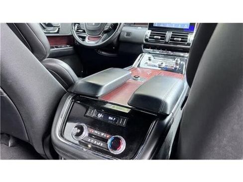 Used 2020 Lincoln Navigator 4WD image 76