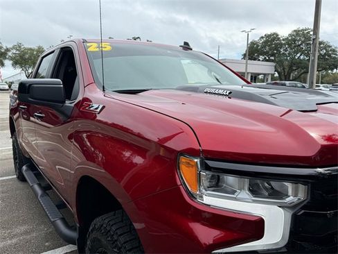 Used 2025 Chevrolet Silverado 1500 LT Trail Boss w/ Convenience Package II image 22