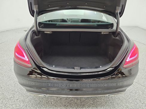 Used 2021 Mercedes-Benz C 300 Sedan image 21