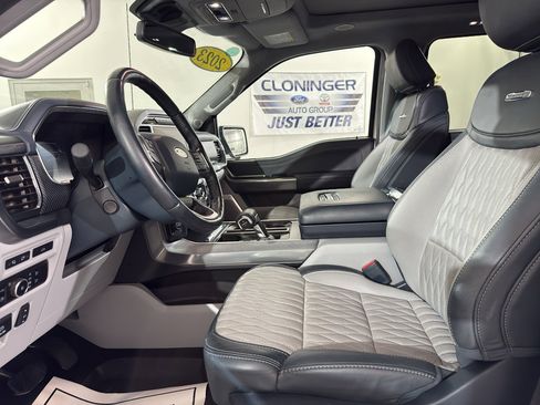 Used 2023 Ford F150 Limited image 14