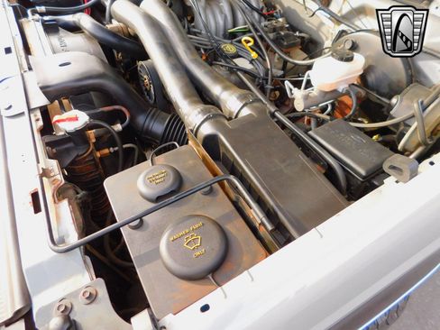 Used 1992 Ford Bronco image 24