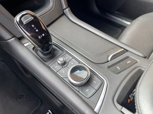 Certified 2021 Cadillac XT5 Premium Luxury FWD image 25