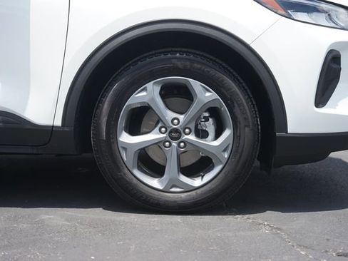 Used 2025 Ford Escape ST-Line w/ Tech Pack #1 FWD image 4