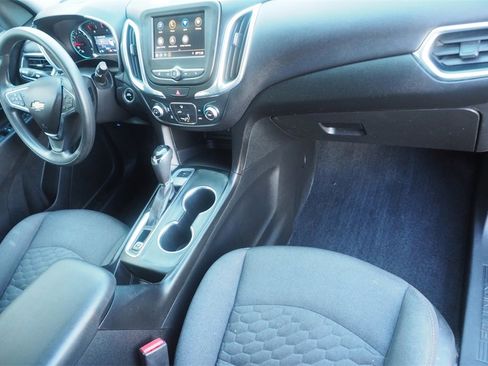 Used 2020 Chevrolet Equinox LT image 27