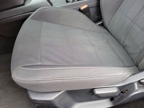 Used 2018 Ford Mustang Coupe RWD image 4