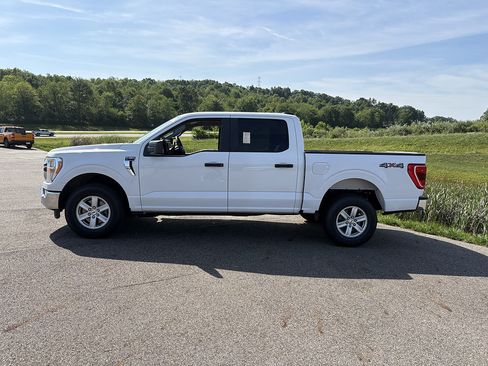 Used 2022 Ford F150 XLT AWD/4WD image 2