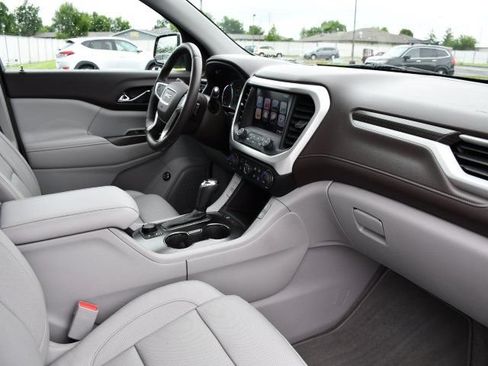 Used 2017 GMC Acadia SLT AWD/4WD image 42