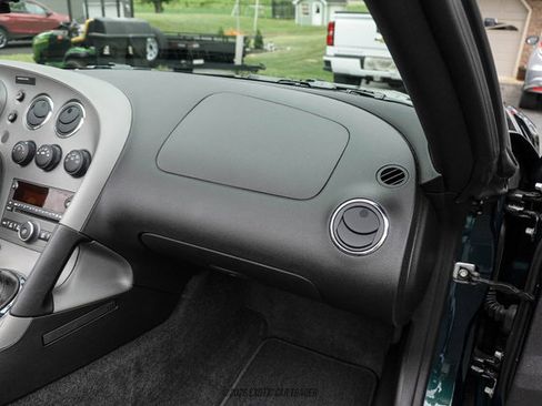 Used 2007 Pontiac Solstice Convertible w/ Premium Package RWD image 37