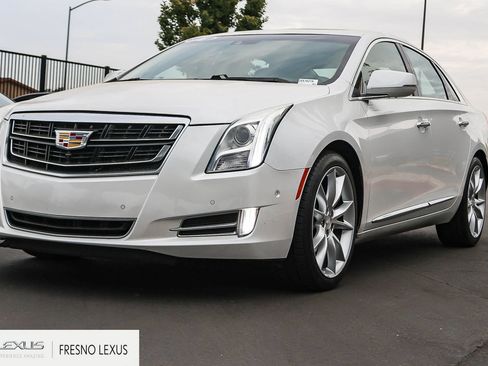 Used 2016 Cadillac XTS Premium FWD image 3