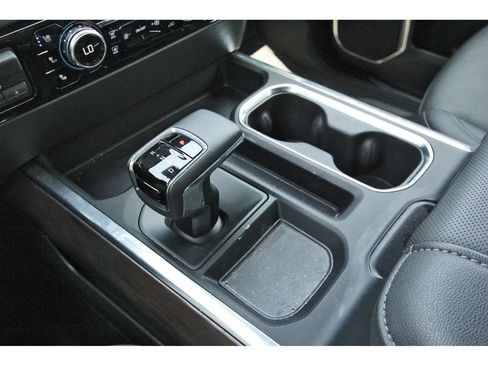 Used 2026 GMC Sierra 1500 SLT RWD image 15