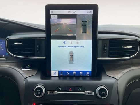 Used 2020 Ford Explorer Platinum w/ Premium Technology Package image 27