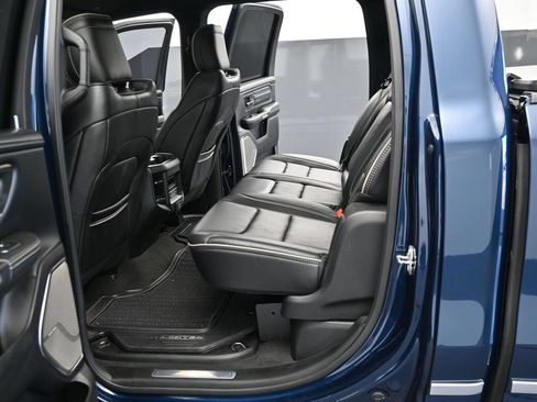 Used 2019 RAM 1500 Limited AWD/4WD image 10