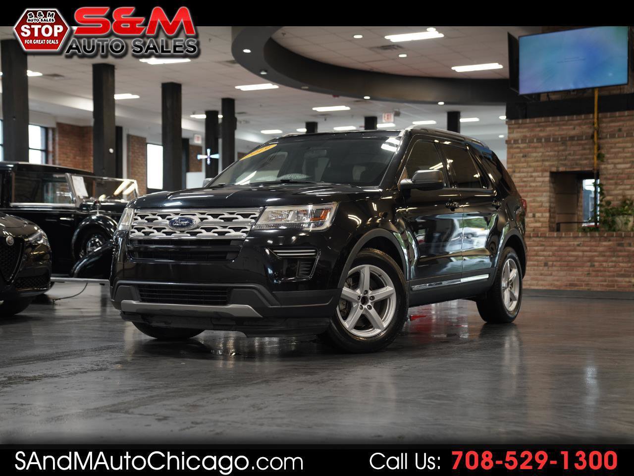 Used 2019 Ford Explorer XLT FWD image 1